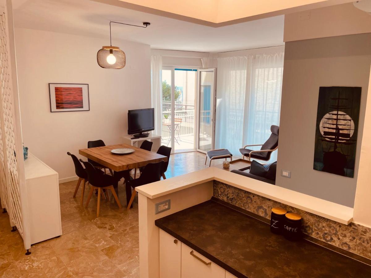 Appartamento Cima - Vista Mare, 3 Camere, Wifi, Family Apartment Lido di Jesolo Ngoại thất bức ảnh